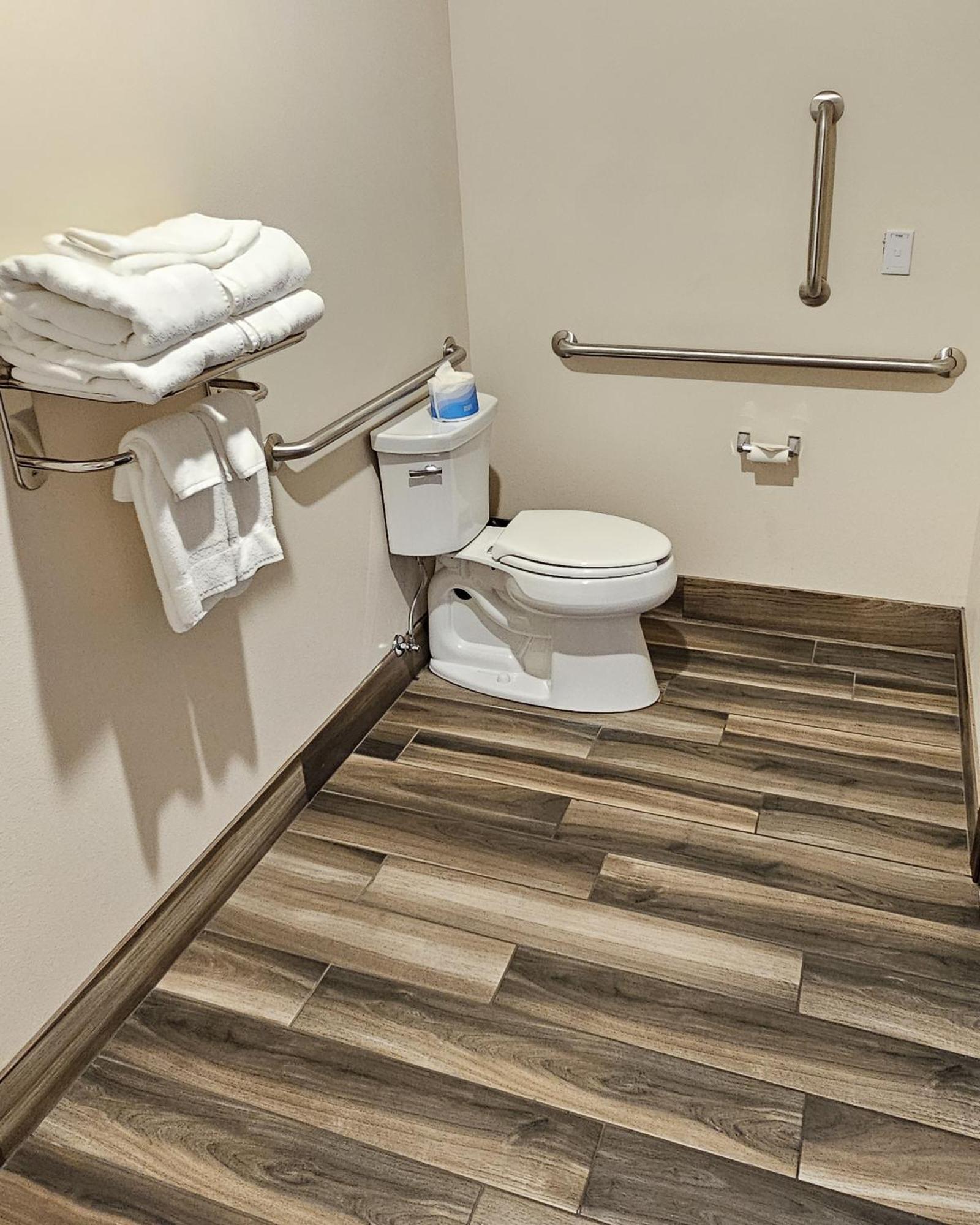 Cobblestone Inn & Suites – Manchester Exterior foto
