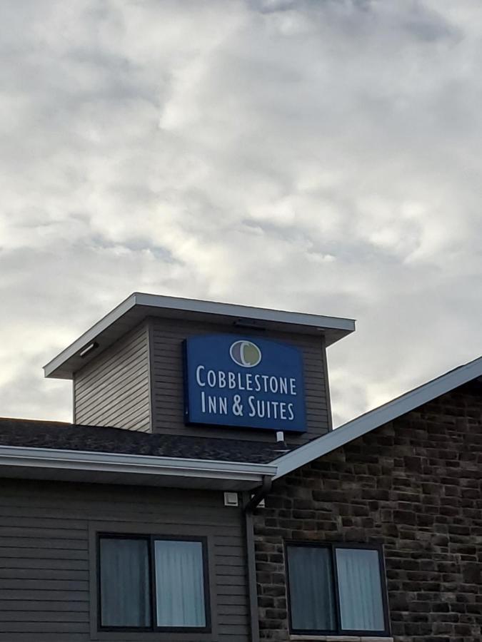 Cobblestone Inn & Suites – Manchester Exterior foto